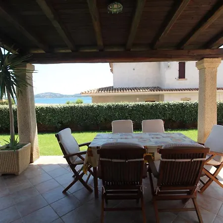 Rosa Fronte Mare Villa *