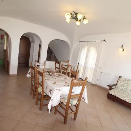 Rosa Fronte Mare Villa