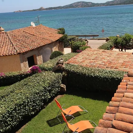 Villa Rosa Fronte Mare Cannigione