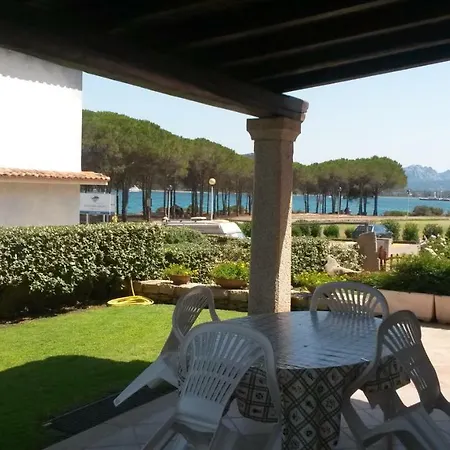 Rosa Fronte Mare Villa Cannigione