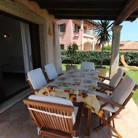 Rosa Fronte Mare Villa